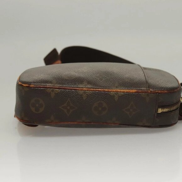 LOUIS VUITTON Monogram Pochette Gange Shoulder Bag M51870 LV Auth 134384 - Picture 4 of 16